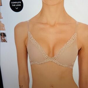Natori feathers bra in beige size 36D